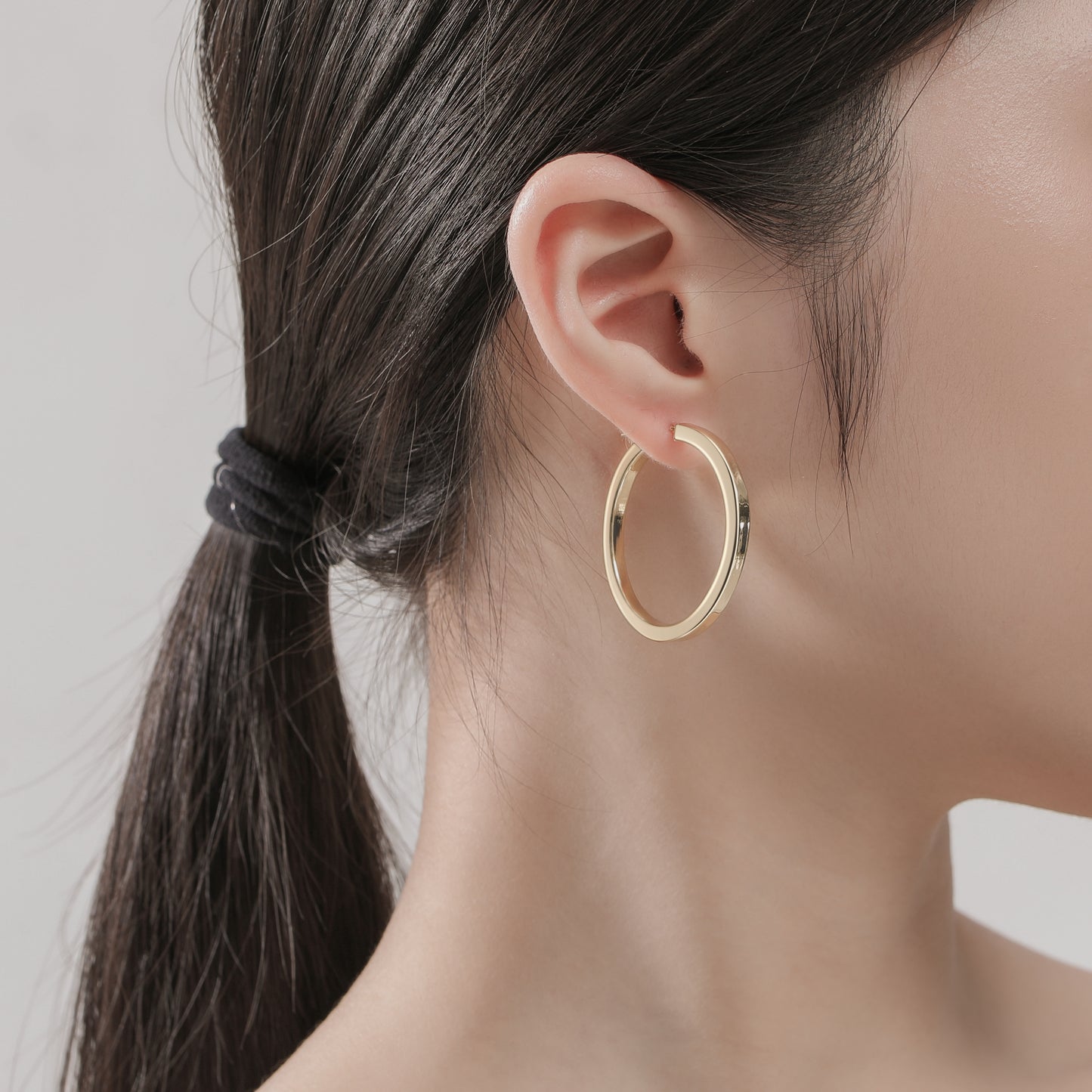 Round Earrings